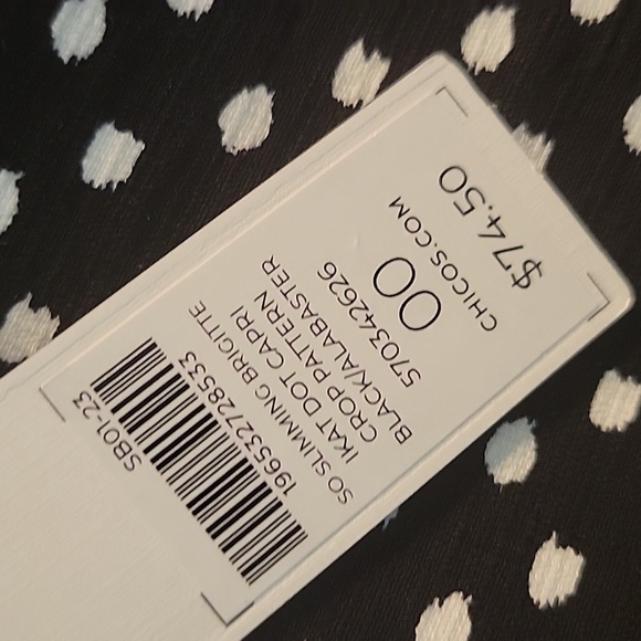 NWT Chico's Brigitte Dot Capri in Black Size 2 - Picture 7 of 7